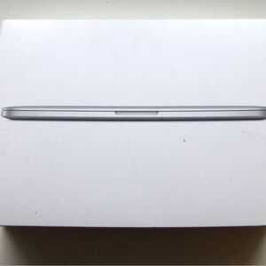 Apple Silver MacBook Air Laptop Box